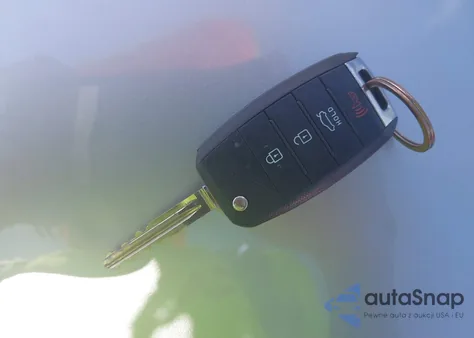 2018 Kia Forte S z USA, uszkodzony, nr VIN 3KPFL4A74JE203440